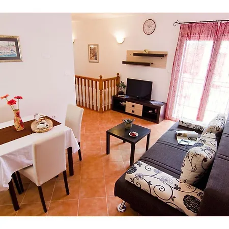 דירה Cambi Kaštela