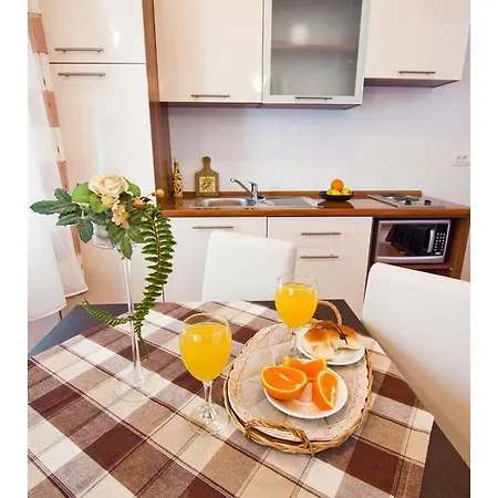 Apartment Cambi *