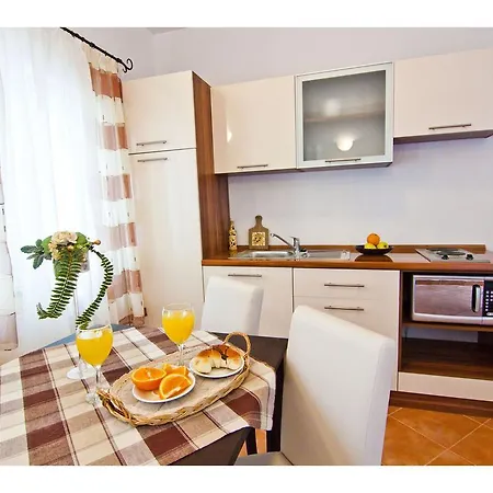 Apartment Cambi